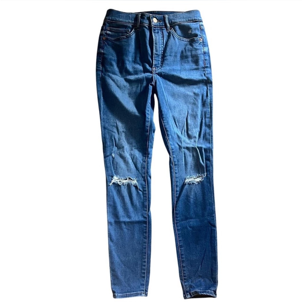 Express Woman’s 4R High Rise Skinny Medium Washed Ripped Jeans